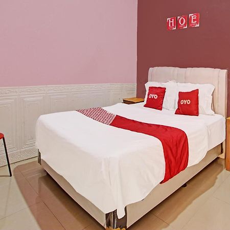 Oyo 91490 Hotel Rumah Kita Cirebon Extérieur photo