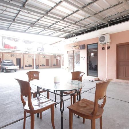 Oyo 91490 Hotel Rumah Kita Cirebon Extérieur photo
