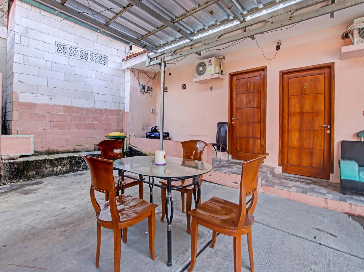 Oyo 91490 Hotel Rumah Kita Cirebon Extérieur photo