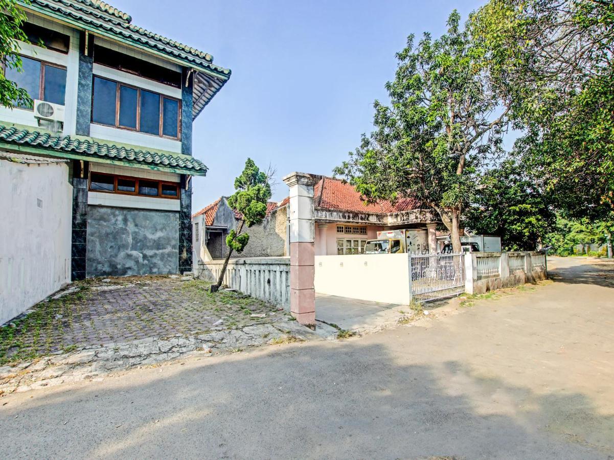 Oyo 91490 Hotel Rumah Kita Cirebon Extérieur photo