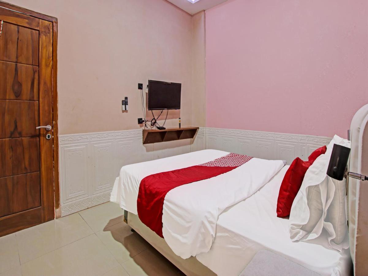 Oyo 91490 Hotel Rumah Kita Cirebon Extérieur photo