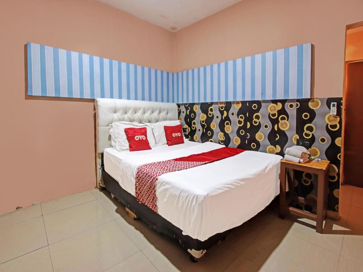Oyo 91490 Hotel Rumah Kita Cirebon Extérieur photo